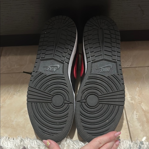 👀 NIKE JORDAN 1 👀 - Picture 4 of 6